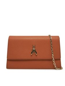 Patrizia Pepe Torebka 8B0069/L001-B815 Brązowy. Brązowe torebki klasyczne Patrizia Pepe, bez wzorów, ze skóry, bez dodatków. Za 699,99 zł.