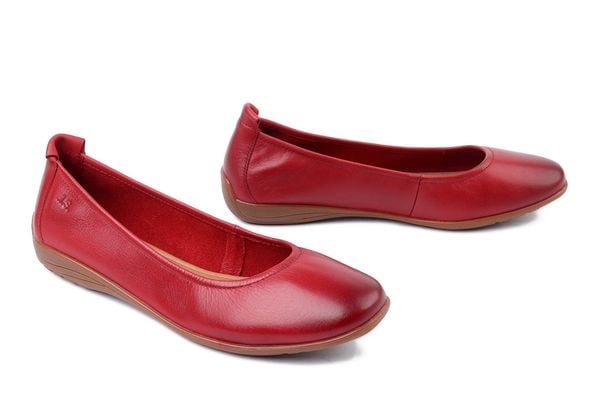 JOSEF SEIBEL 74801 133 450 Fenja 01 hibiscus, baleriny damskie. Czerwone balerinki Josef Seibel, bez wzorów, ze skóry, bez obcasa, bez zapięcia. Za 305,91 zł.