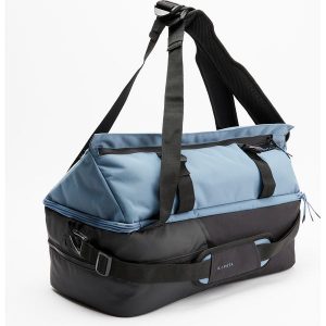 Torba sportowa Kipsta Urban 35L. Brązowe torby podróżne i sportowe KIPSTA, bez wzorów, z materiału, na ramię. Za 159,99 zł.