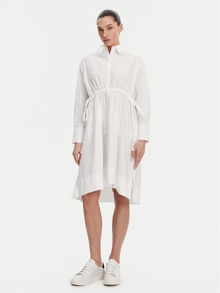 French Connection Sukienka koszulowa 71NZS Biały Regular Fit. Białe kombinezony French Connection, l, bez wzorów, z bawełny, bez kołnierzyka, bez ramiączek. Za 149,99 zł.