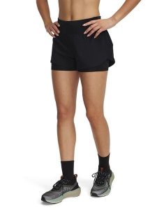 Under Armour Szorty sportowe w kolorze czarnym rozmiar: S. Czarne spodenki sportowe Under Armour, s, bez wzorów, z materiału, outdoorowe. Za 131,45 zł.
