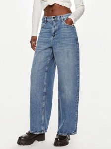 Liu Jo Jeansy UF4204 D4854 Niebieski Wide Fit. Niebieskie jeansy Liu Jo, bez wzorów, z bawełny. Za 399,99 zł.