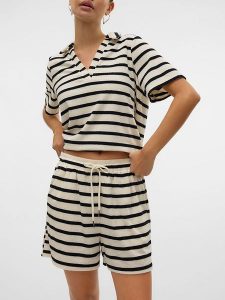 Vero Moda Szorty w kolorze kremowo-czarnym rozmiar: S. Brązowe szorty Vero Moda, bez wzorów. Za 109,95 zł.
