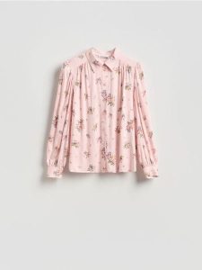 Wzorzysta koszula z wiskozy - pastelowy róż. Czerwone koszule Reserved, l, bez wzorów, z wiskozy, bez kołnierzyka, bez ramiączek. Za 139,99 zł.