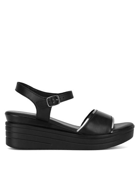 Lasocki Sandały ARC-208-02 Czarny. Czarne sandały Lasocki, bez wzorów, ze skóry, bez obcasa, na koturnie, bez zapięcia. Za 129,99 zł.