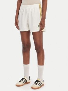 Adidas Szorty sportowe Liberty London Firebird KE3663 Biały Loose Fit. Białe spodenki sportowe ADIDAS, s, bez wzorów, z syntetyku. Za 139,99 zł.