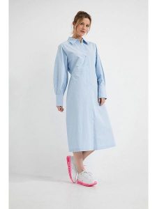 Josephine & Co Sukienka "Dex" w kolorze błękitnym rozmiar: 34. Niebieskie sukienki Josephine & Co, na co dzień, bez wzorów, z bawełny, bez kołnierzyka, bez ramiączek, maxi, proste. Za 202,03 zł.