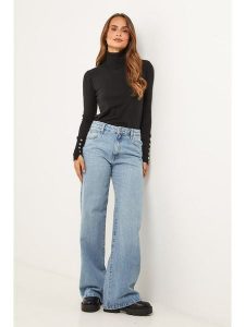 Soft Cashmere Golf w kolorze czarnym rozmiar: 34/36. Czarne golfy Soft Cashmere, bez wzorów, z kaszmiru. Za 104,39 zł.