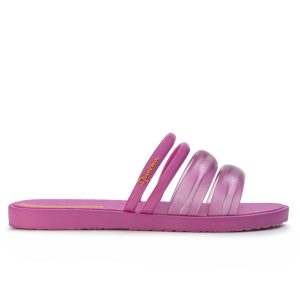 Klapki damskie Ipanema 26727 PUFFER TIRAS FEM. Czerwone klapki Ipanema, bez wzorów, z materiału, bez obcasa. Za 94,99 zł.