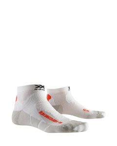 Skarpety biegowe X-SOCKS RUN DISCOVERY 4.0. Białe skarpetki X-Socks, bez wzorów, z materiału. Za 45,00 zł.