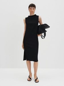 Someday. Sukienka w kolorze czarnym rozmiar: 36. Czarne sukienki someday., na co dzień, bez wzorów, bez kołnierzyka, bez ramiączek, midi, proste. Za 187,99 zł.