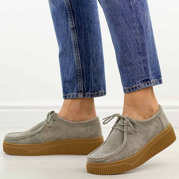 Khaki skórzane półbuty damskie Filippo Dp7500/26. Brązowe półbuty Filippo, na jesień, bez wzorów, z jeansu, z okrągłym noskiem, bez obcasa, na płaskiej podeszwie, bez zapięcia. Za 239,00 zł.