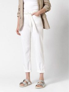 Rosner Dżinsy - Relaxed fit - w kolorze białym rozmiar: W40/L30. Białe jeansy Rosner, bez wzorów, z tkaniny, z podwyższonym stanem. Za 208,99 zł.