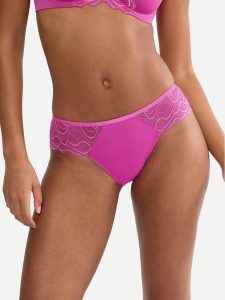 Triumph Figi klasyczne Waves Of Glow 10226434 Różowy ciemny. Czerwone figi Triumph, bez wzorów, z syntetyku. Za 89,99 zł.