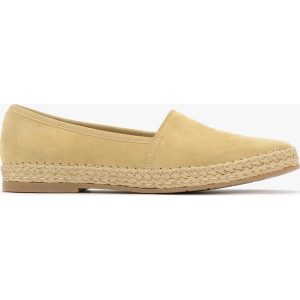 Damskie espadryle w kolorze piaskowym. Brązowe espadryle Ryłko, bez wzorów, ze skóry, bez obcasa, na płaskiej podeszwie. W wyprzedaży za 179,99 zł.