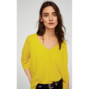 Mango - Sweter Ines. Brązowe swetry klasyczne marki Mango, z dzianiny, z krótkim rękawem. W wyprzedaży za 59,90 zł.