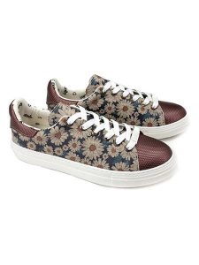 Goby Sneakersy w kolorze brązowym rozmiar: 40. Brązowe trampki Goby, bez wzorów, bez zapięcia. Za 260,99 zł.