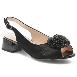 Sandały damskie S.Barski, cholewka ze skóry zamszowej zapinane na sprzączkę, czarne, CR61-3030. Czarne sandały S.BARSKI, bez wzorów, ze skóry, bez obcasa, na obcasie, bez zapięcia. Za 349,00 zł.