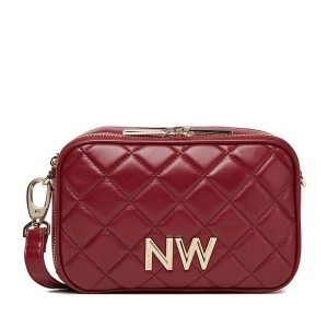 Torebka Nine West. Czerwone listonoszki Nine West, bez wzorów, bez dodatków. Za 279,99 zł.
