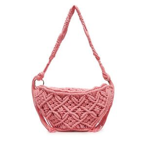 Torebka DeeZee. Czerwone listonoszki DeeZee, bez wzorów, bez dodatków. Za 99,99 zł.