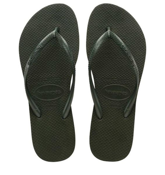 Klapki damskie Havaianas Slim. Zielone klapki Havaianas, bez wzorów, bez obcasa. Za 160,50 zł.