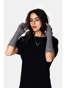 C& Jo Mitenki w kolorze szarym rozmiar: onesize. Szare rękawiczki C& Jo, bez wzorów, z kaszmiru. Za 43,99 zł.