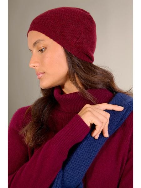 Perfect Cashmere Kaszmirowa czapka "Laoise" w kolorze bordowym rozmiar: onesize. Czerwone czapki Perfect Cashmere, bez wzorów, z kaszmiru. Za 149,95 zł.