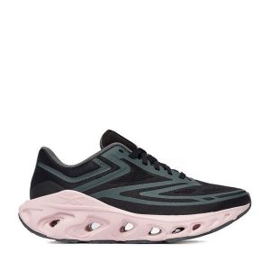 Buty do biegania Reebok. Czarne buty sportowe Reebok, bez wzorów, bez zapięcia, do biegania. Za 349,99 zł.