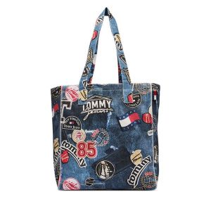Torebka Tommy Jeans. Niebieskie shopper bag Tommy Jeans, bez wzorów, z jeansu, bez dodatków. Za 449,99 zł.