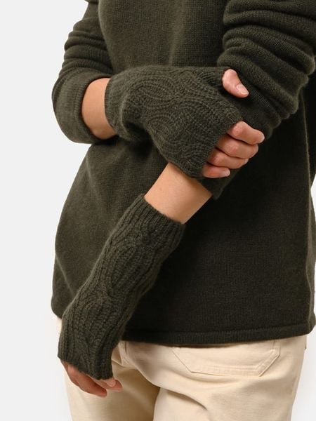 Perfect Cashmere Kaszmirowe mankiety "Bale" w kolorze zielonym rozmiar: onesize. Zielone rękawiczki Perfect Cashmere, bez wzorów, z kaszmiru. Za 180,49 zł.