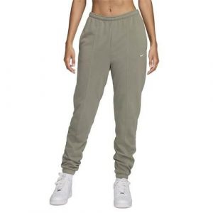 Spodnie sportowe damskie Nike FN2434320. Zielone spodnie dresowe Nike, l, bez wzorów, z dresówki, trekkingowe. Za 334,00 zł.