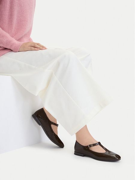 Lasocki Baleriny CEO-RST-ROMI-103 Brązowy. Brązowe balerinki Lasocki, bez wzorów, z lakierowanej skóry, bez obcasa, bez zapięcia. Za 169,99 zł.