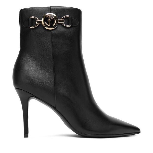 Botki Eva Minge. Czarne botki Eva Minge, bez wzorów, bez obcasa, na szpilce, bez zapięcia. Za 329,99 zł.