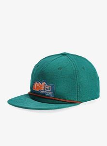 Czapka z daszkiem Ortovox Vintage Badge Cap - pacific green. Zielone czapki ORTOVOX, z aplikacjami, z bawełny, vintage. Za 148,49 zł.
