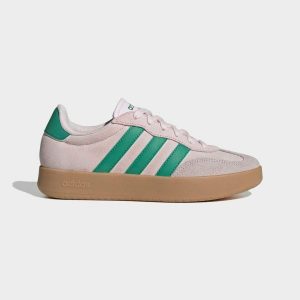 Sneakersy damskie ADIDAS Barreda. Czerwone buty sportowe ADIDAS, bez wzorów, z kauczuku, bez zapięcia. Za 289,99 zł.