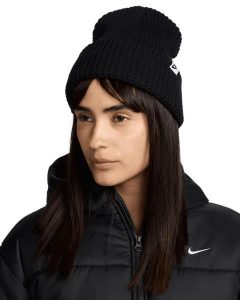 Czapka Nike U NK PEAK BEANIE TC WAF F24 L FZ2123-010. Czarne czapki Nike, bez wzorów, z materiału. Za 130,00 zł.