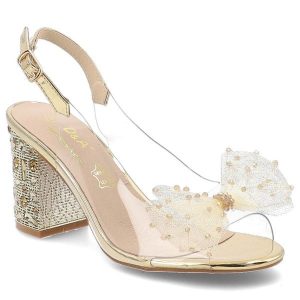 Sandały damskie S.Barski, cholewka z transparentnymi elementami zapięcie na sprzączkę odkryty fason z ozdobną aplikacją, złote, MR61-9010. Żółte sandały S.BARSKI, z aplikacjami, bez obcasa, na obcasie, bez zapięcia. Za 199,00 zł.