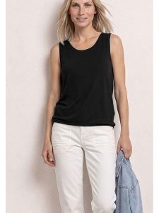 Street One Top w kolorze czarnym rozmiar: 36. Czarne topy Street One, bez wzorów, street, bez kołnierzyka, bez ramiączek. Za 64,95 zł.