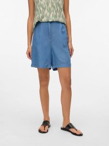 Vero Moda Szorty w kolorze niebieskim rozmiar: XS. Niebieskie szorty Vero Moda, bez wzorów, z lyocellu, z podwyższonym stanem. Za 109,95 zł.