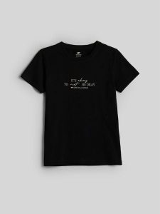 4F T-shirt slim z nadrukiem damski - czarny M. Czarne t-shirty 4f, m, bez wzorów, z bawełny, bez kołnierzyka, bez ramiączek. Za 59,99 zł.