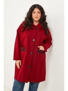 Curvy Lady Kurtka przejściowa w kolorze czerwonym rozmiar: 44/46. Czerwone kurtki Curvy Lady, bez wzorów, bez kaptura. Za 144,24 zł.