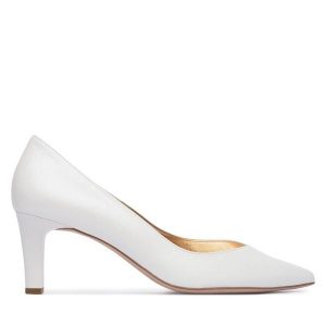 Szpilki HÖGL. Białe szpilki HÖGL, bez wzorów, bez obcasa. Za 573,99 zł.