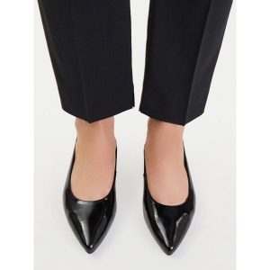 Baleriny Lasocki. Czarne balerinki Lasocki, bez wzorów, bez obcasa, bez zapięcia. Za 169,99 zł.