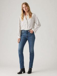 Levi's Dżinsy "724" - Slim fit - w kolorze niebieskim rozmiar: W30/L30. Niebieskie jeansy Levi's®, z aplikacjami, ze skóry, z podwyższonym stanem. Za 234,95 zł.