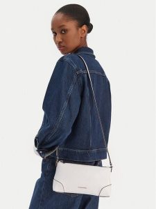 MICHAEL Michael Kors Torebka 32R6S1WC1V Biały. Białe torebki klasyczne MICHAEL Michael Kors, bez wzorów, ze skóry, bez dodatków. Za 669,99 zł.