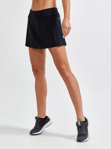 Craft Szorty 2w1 "Pro Hypervent" w kolorze czarnym do biegania rozmiar: M. Czarne spodenki sportowe Craft, m, bez wzorów, z materiału, do biegania. Za 100,99 zł.