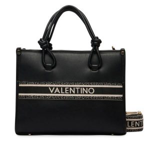 Torebka Valentino. Czarne torebki klasyczne Valentino, bez wzorów, bez dodatków. Za 609,99 zł.