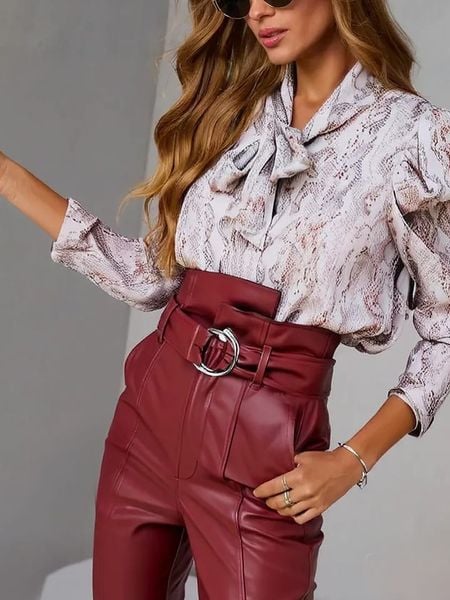 LA Angels Bluzka w kolorze kremowym rozmiar: XL. Brązowe bluzki LA Angels, xl, bez wzorów, bez kołnierzyka, bez ramiączek. Za 117,73 zł.