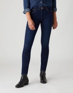 SPODNIE DAMSKIE WRANGLER SKINNY SOFT CREEK W28KJB65C 112128279. Rurki Wrangler, z jeansu. Za 189,99 zł.