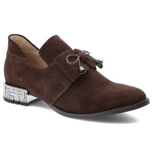Czekoladowe Półbuty Armodo Eleganckie Damskie Obuwie Welurowe. Brązowe półbuty Armodo, bez wzorów, z weluru, bez obcasa, na obcasie, bez zapięcia. Za 356,99 zł.